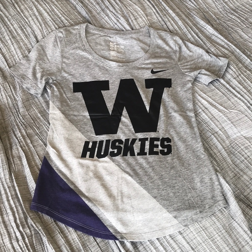 UW Huskies Grey Short Sleeve Nike T-shirt